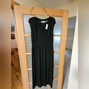 Avenue Elegant Black Maxi Dress